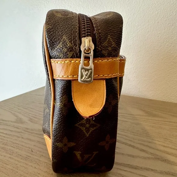 Vintage Louis Vuitton Pochette Compiegne 28 Monogram-Free Shipping, Gift & COA - Picture 3 of 16